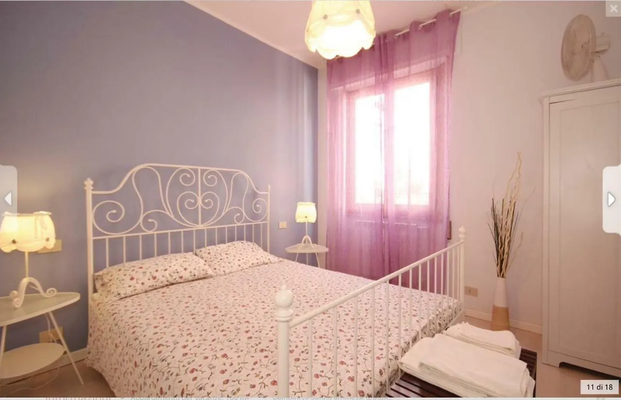 Casa Ilaria Villa Viareggio 0*,